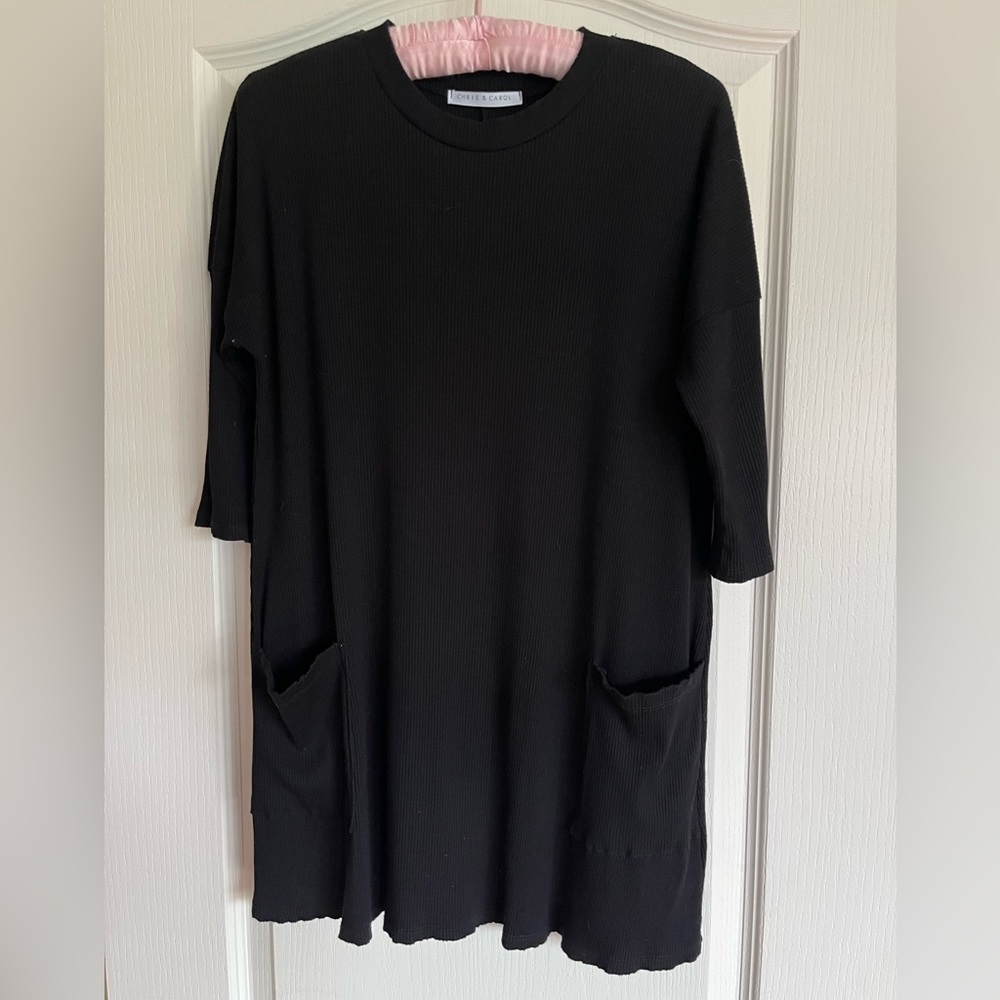 🪷CHRIS AND CAROL Black Tunic with 3/4 Length Sleeves